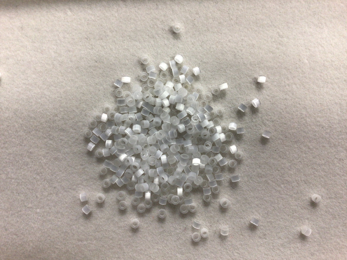 2.5mm Size 10/0 24g tube Cylindica Seed Beads Off White