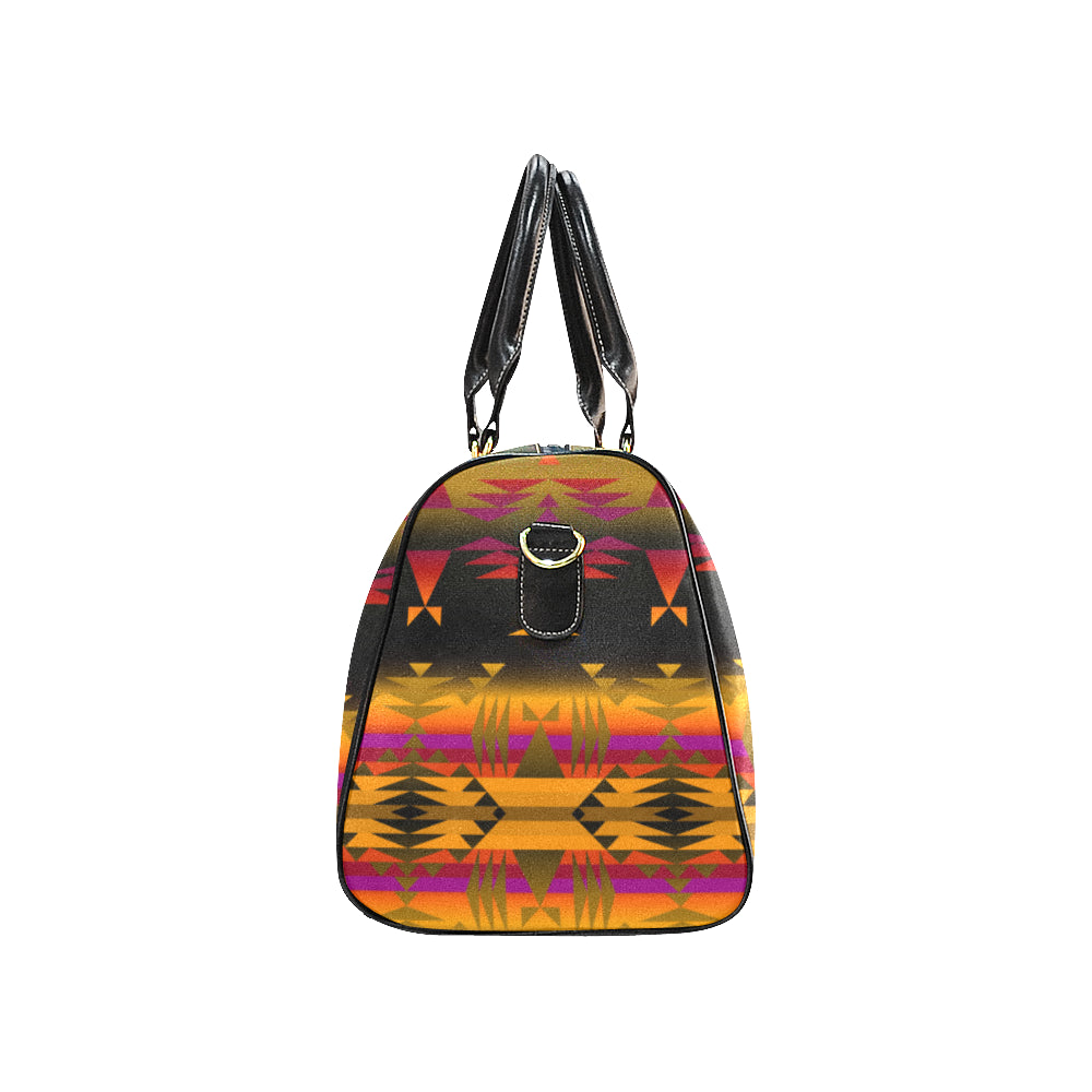 Between the Sierra Mountains New Waterproof Travel Bag/Large (Model 1639)