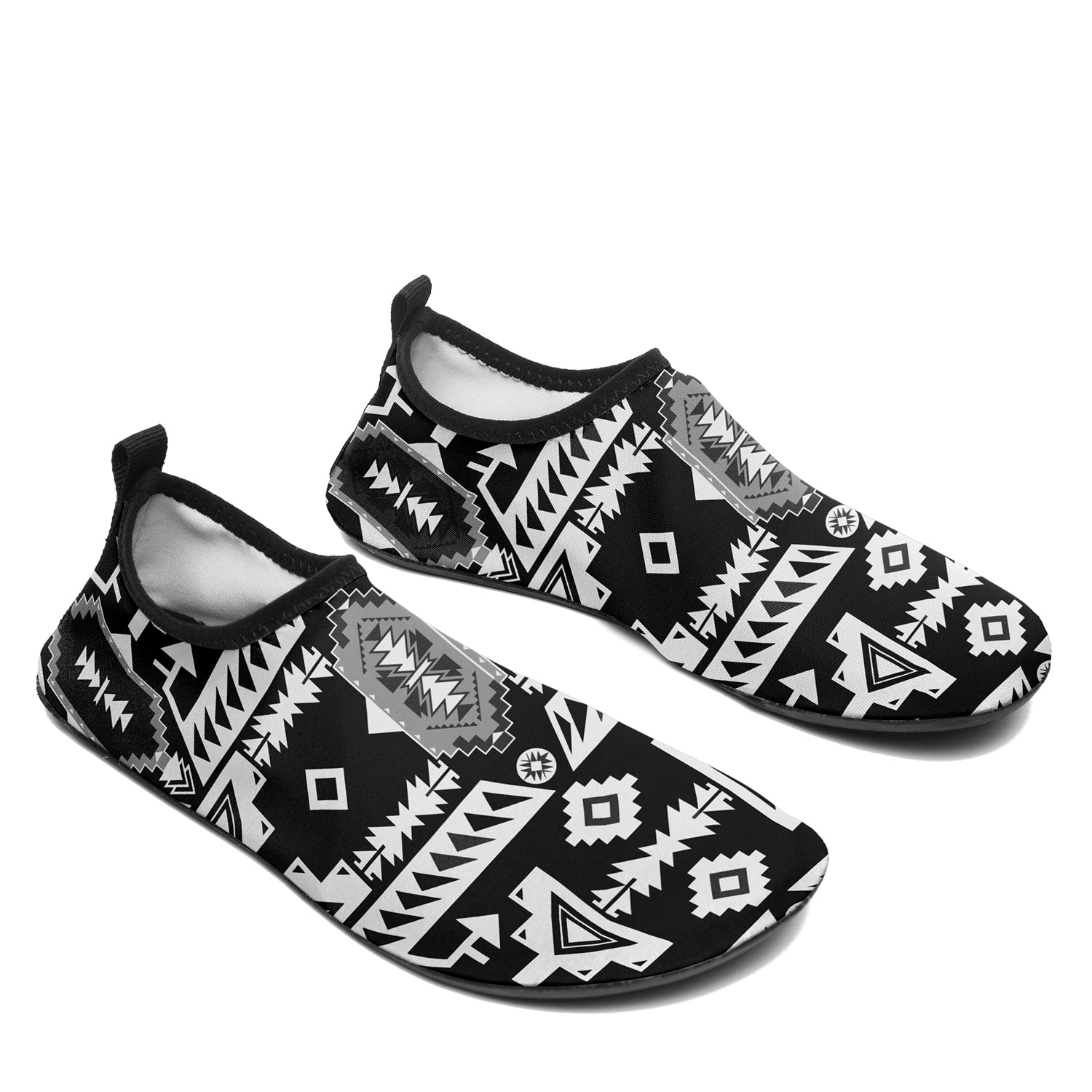 Chiefs Mountain Black and White Kid's Sockamoccs